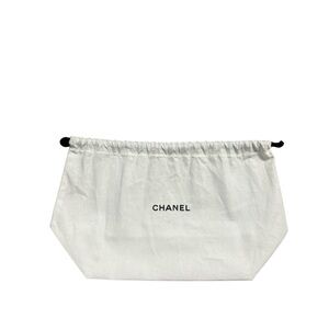 Chanel White Drawstring Pouch – Medium/Large